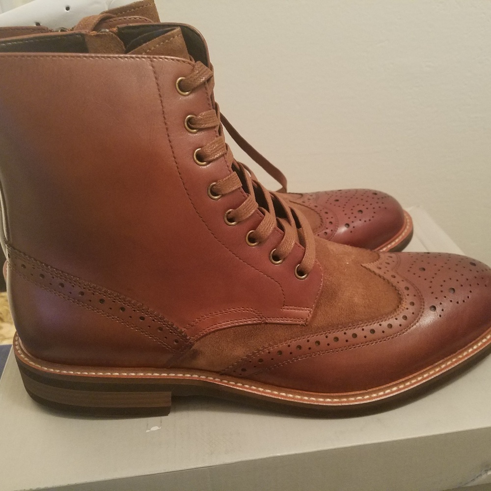 Kenneth Cole Reaction Boots